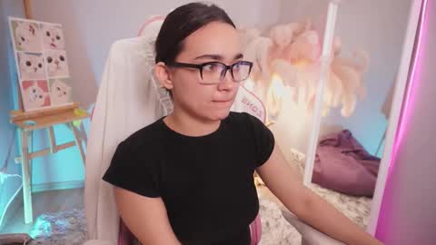 Snapshot of shadowlotus_ chatting on 10-30-25, 06:48 Lily online show from 10-30-25, 06:48