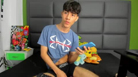 Snapshot of shady_stone chatting on 02-12-25, 05:05 shady_stone online show from 02-12-25, 05:05