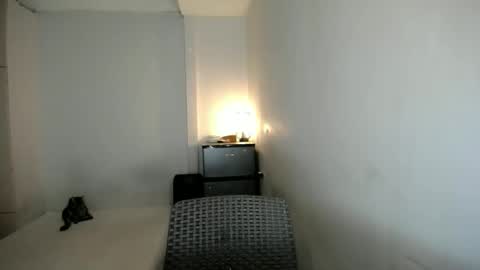Snapshot of shaggynm505 chatting on 06-08-26, 10:32 Beautiful Angel online show from 06-08-26, 10:32