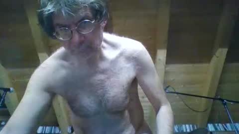 Snapshot of shairy702 chatting on 10-13-25, 02:22 shairy702 online show from 10-13-25, 02:22