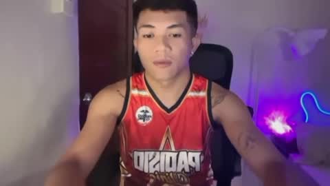 shake_raytow34 online show from 06-06-26, 02:22