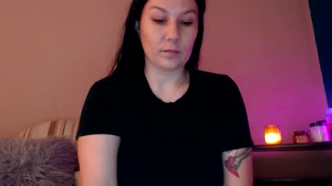 Mila online show from 10-29-25, 06:37