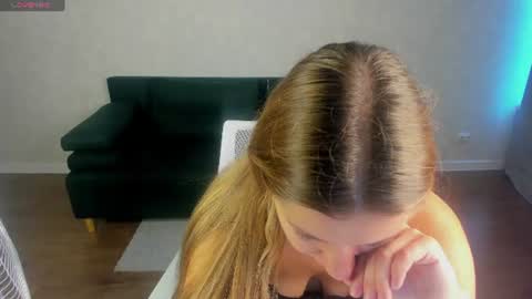 Shakira online show from 07-20-26, 09:12