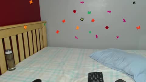 Snapshot of shaky396294 chatting on 01-15-25, 08:37 shaky xxx online show from 01-15-25, 08:37