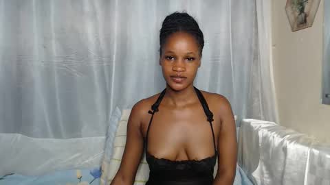 Snapshot of shaky396294 chatting on 10-06-25, 06:55 shaky xxx online show from 10-06-25, 06:55