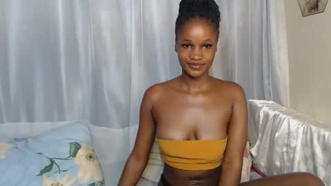 Snapshot of shaky396294 chatting on 10-12-25, 05:50 shaky xxx online show from 10-12-25, 05:50