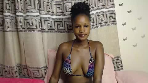 Snapshot of shaky396294 chatting on 12-20-25, 12:12 shaky xxx online show from 12-20-25, 12:12