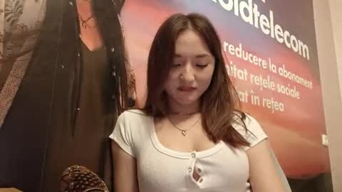 Lily online show from 07-28-26, 06:20