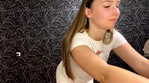 Iris online show from 09-13-25, 08:19