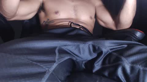 Snapshot of shamanmystic chatting on 11-01-25, 11:07 SHAMANSTR8ALPHAMASTERLORDGOD online show from 11-01-25, 11:07