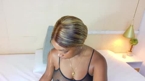 Catalina online show from 10-04-25, 08:07