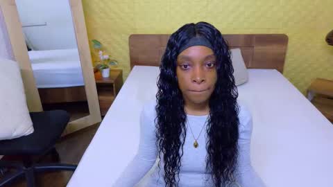 Snapshot of shamira_moore chatting on 02-13-26, 08:05 Catalina online show from 02-13-26, 08:05