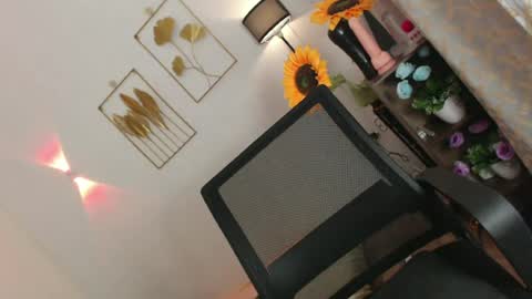 MISS SHANE online show from 07-09-26, 01:53