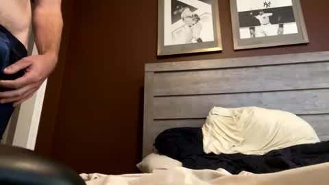 ShaneConn online show from 10-14-25, 03:24