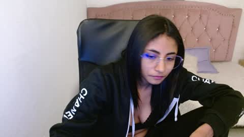 shanelle online show from 02-07-25, 06:14