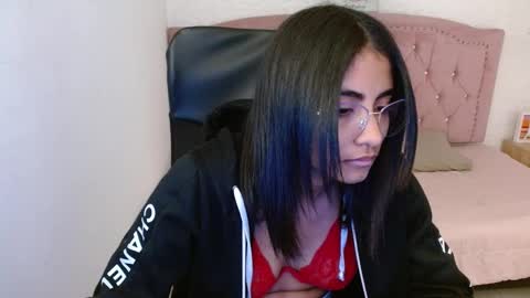 shanelle online show from 02-10-25, 06:31