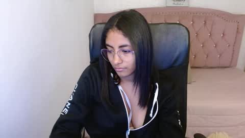 shanelle online show from 03-12-25, 06:07