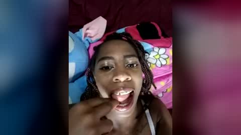 S H A N E L L E   online show from 07-28-26, 07:39