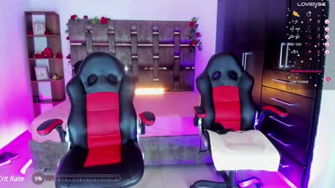 Snapshot of shaniibrown chatting on 02-20-25, 04:46 Shanii online show from 02-20-25, 04:46