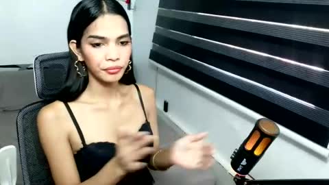 shanleehotcreammy online show from 06-19-26, 03:55