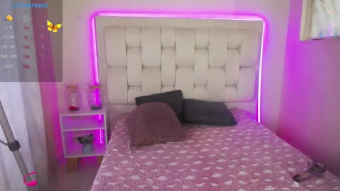 Shana online show from 01-17-25, 01:03