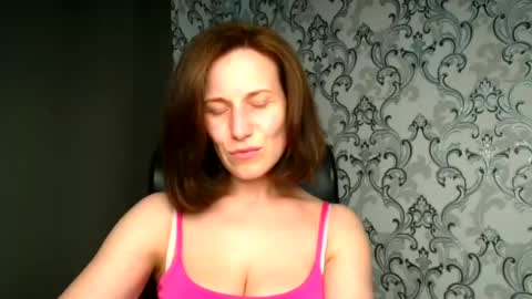 Snapshot of shannen_sweet chatting on 06-12-26, 11:20 Shannen online show from 06-12-26, 11:20