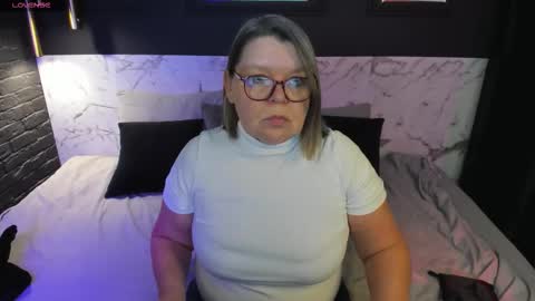 Shannon online show from 11-26-25, 11:55