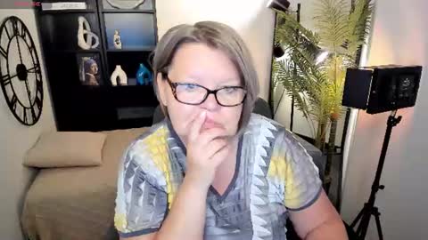 Shannon online show from 07-18-26, 05:11