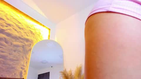 Shanntal  online show from 01-31-25, 07:08