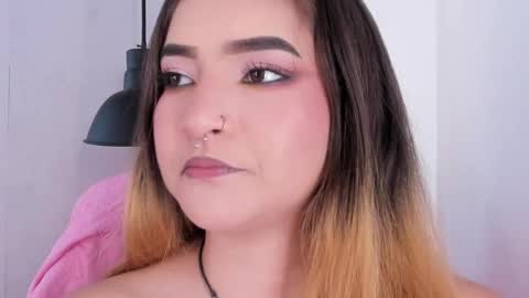 Shanntal  online show from 10-04-25, 08:07