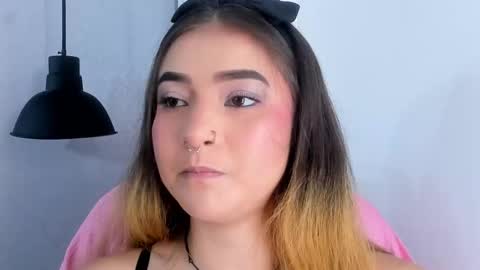 Shanntal  online show from 10-08-25, 08:28