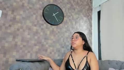 Snapshot of shanon_marel chatting on 09-30-25, 12:21 SHANON online show from 09-30-25, 12:21