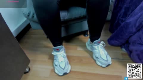 Snapshot of shantal__g chatting on 02-26-26, 04:17 shantal__g online show from 02-26-26, 04:17