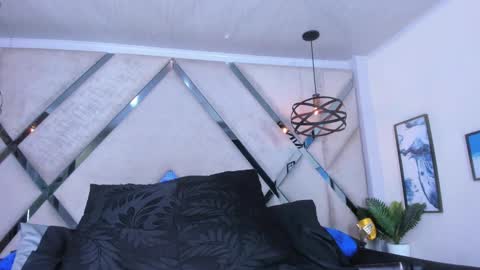 shantal_ferrer3 online show from 01-05-25, 01:36