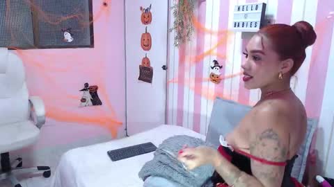 shantal online show from 10-31-25, 04:08