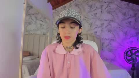 Shantal online show from 11-16-25, 03:34