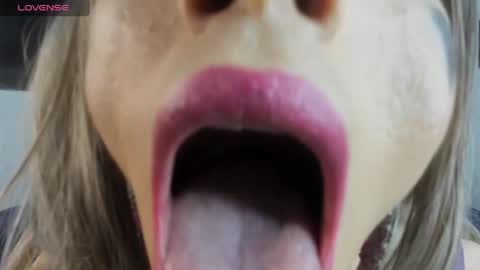 Snapshot of shantala_nastasiia chatting on 05-19-26, 01:56 shantala nastasiia online show from 05-19-26, 01:56