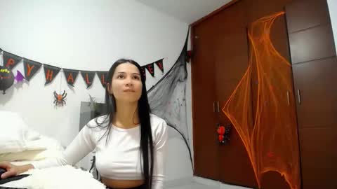 maria online show from 10-20-25, 05:24