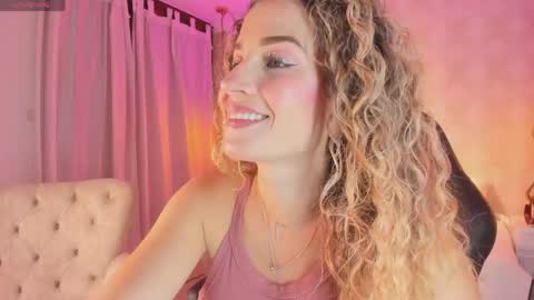 Snapshot of shantalll__ chatting on 04-27-26, 12:03 Shantal online show from 04-27-26, 12:03