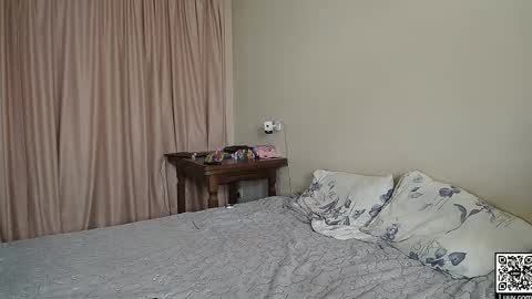 Mikki and Cadence online show from 11-29-25, 03:04