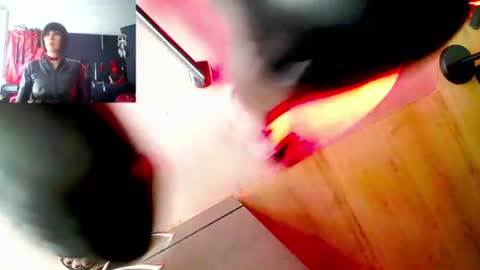 Snapshot of shapeshifters_hq chatting on 07-30-26, 12:37 Shapeshifters HQ online show from 07-30-26, 12:37