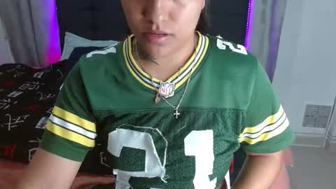 Snapshot of sharit_latina777 chatting on 10-11-25, 02:44 sharit_latina777 online show from 10-11-25, 02:44
