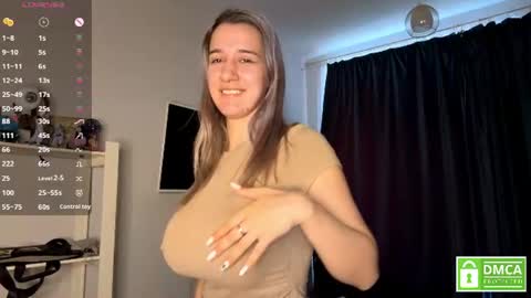 Snapshot of sharitaklemme chatting on 07-14-26, 07:24 Coraline online show from 07-14-26, 07:24