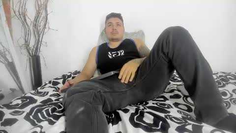 Snapshot of sharkmerlin chatting on 07-02-26, 05:57 jhon deibyd online show from 07-02-26, 05:57