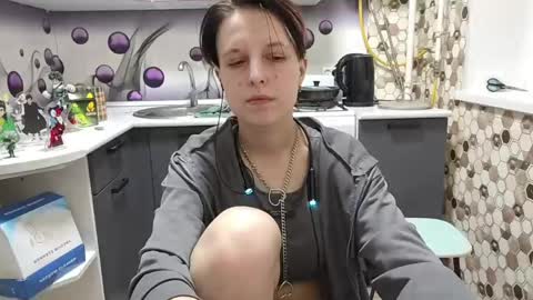Snapshot of sharleenyodis chatting on 05-31-26, 06:09 Sara online show from 05-31-26, 06:09