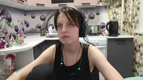 Snapshot of sharleenyodis chatting on 06-20-26, 05:49 Sara online show from 06-20-26, 05:49