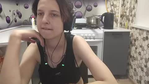 Snapshot of sharleenyodis chatting on 07-12-26, 06:54 Sara online show from 07-12-26, 06:54