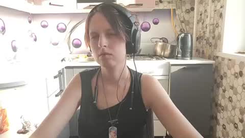 Snapshot of sharleenyodis chatting on 07-15-26, 02:22 Sara online show from 07-15-26, 02:22
