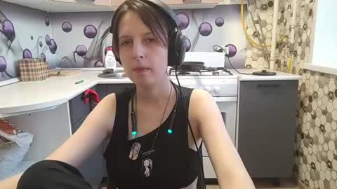 Snapshot of sharleenyodis chatting on 07-26-26, 04:58 Sara online show from 07-26-26, 04:58