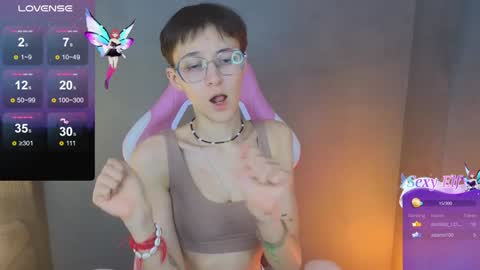 Snapshot of sharli_rose chatting on 12-13-24, 06:59 Sharli online show from 12-13-24, 06:59